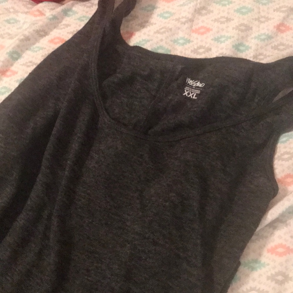 Athletic tank top